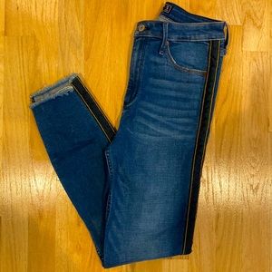 Abercrombie & Fitch Simone High Rise Ankle Denim Jean